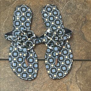 Tory Burch Blue and Cream Hexagon Sandals size 10 New without box.